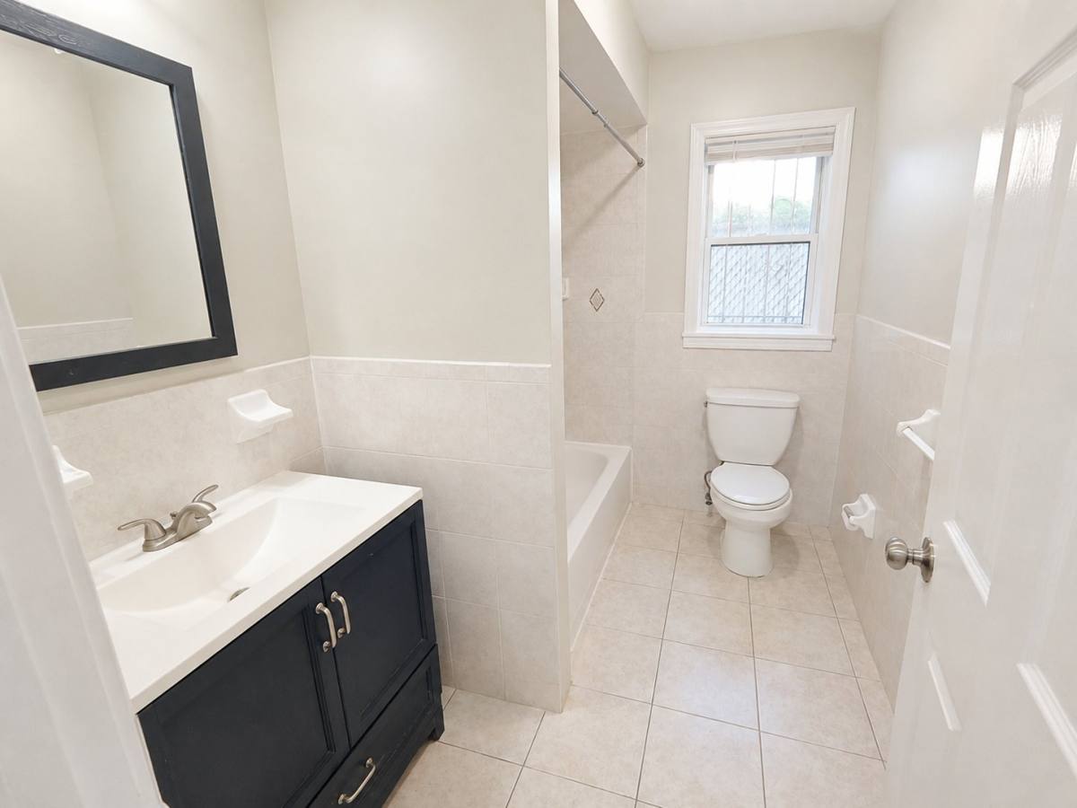 Apartment for rent at 132 Fabyan Place #1, Newark, NJ 07112