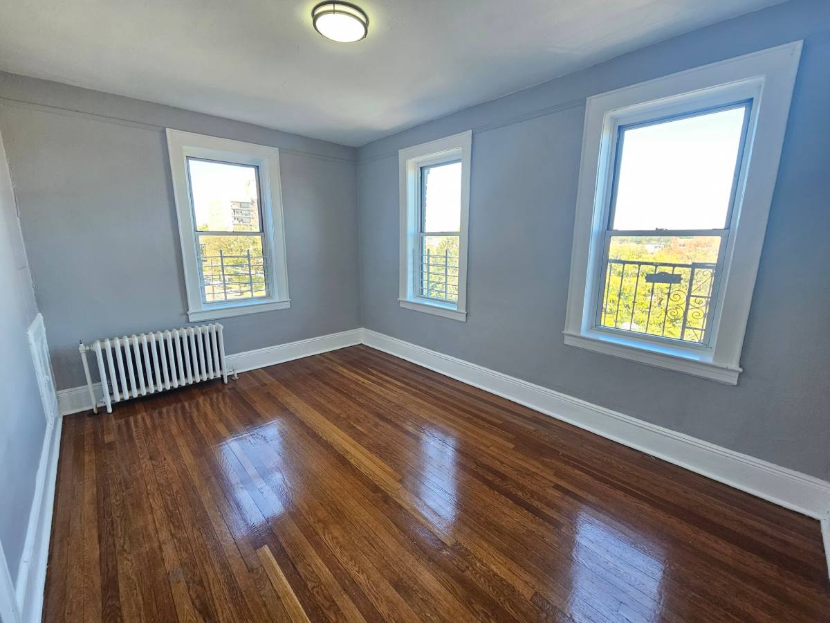 Apartment for rent at 758 Jersey Ave E, Elizabeth, NJ 07202