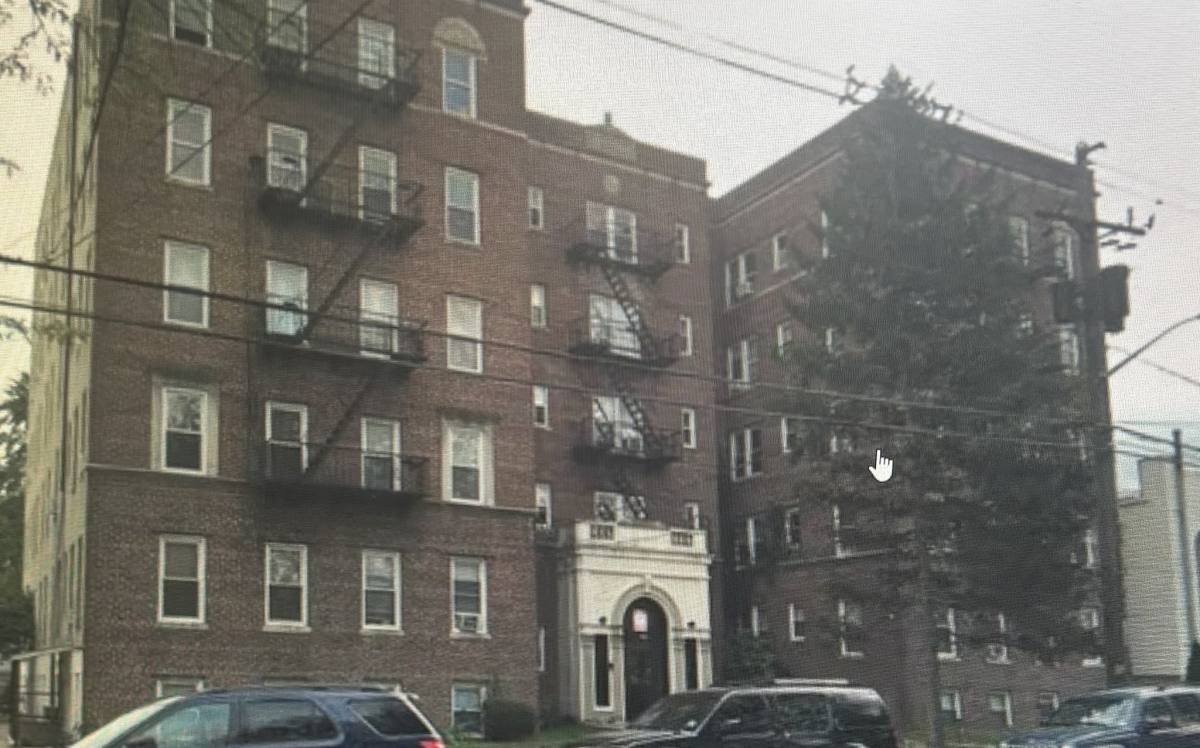 Apartment for rent at 758 Jersey Ave E, Elizabeth, NJ 07202