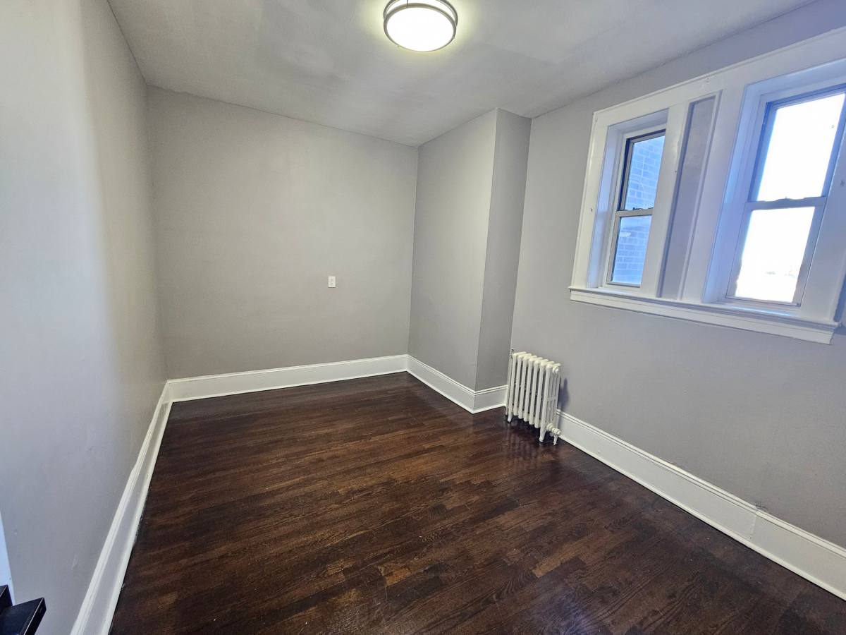 Apartment for rent at 758 Jersey Ave E, Elizabeth, NJ 07202