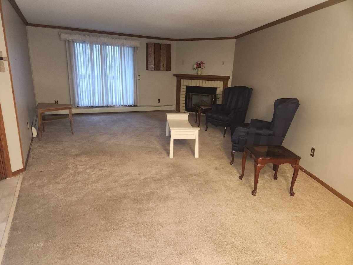 Condo for rent at 1011 41st Ave NE #220, Minneapolis, MN 55421