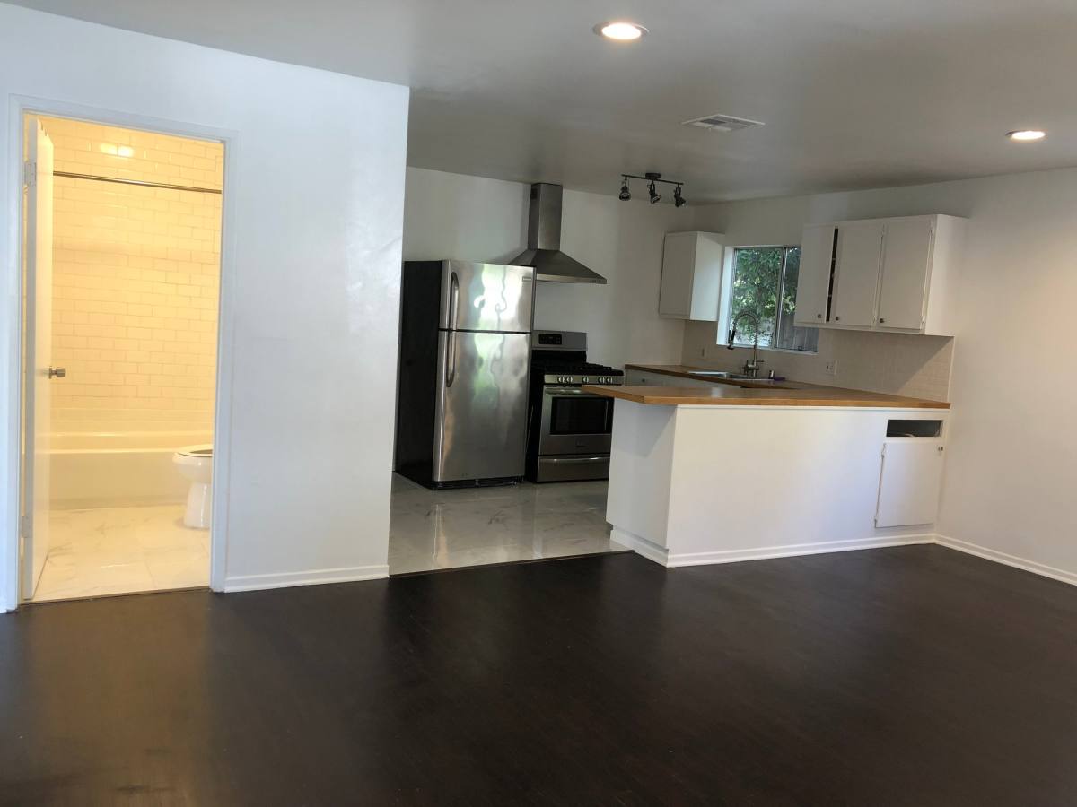 House for rent at 719 N Formosa Ave, Los Angeles, CA 90046