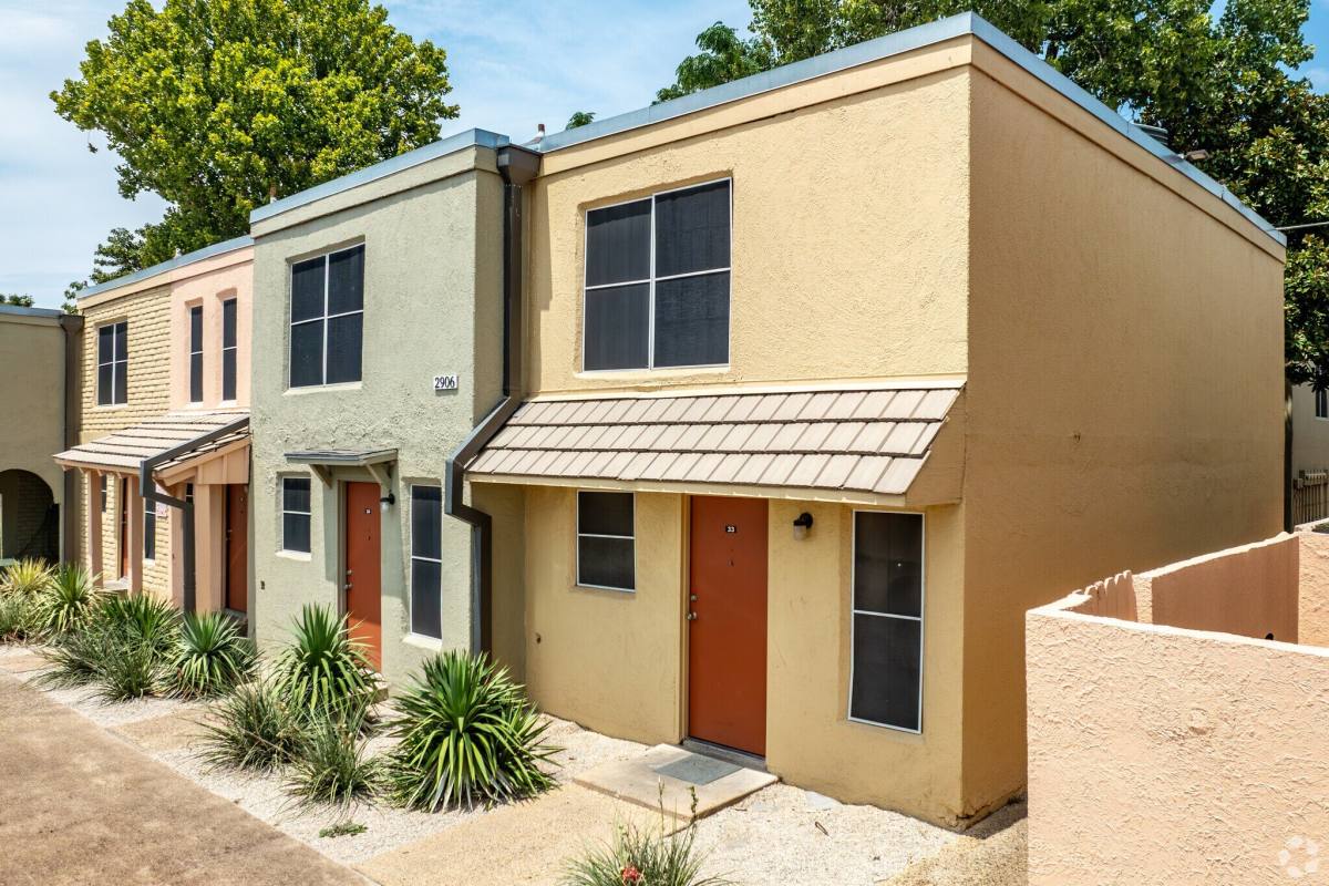Apartment for rent at 2900 S 5th St #20, Garland, TX 75041