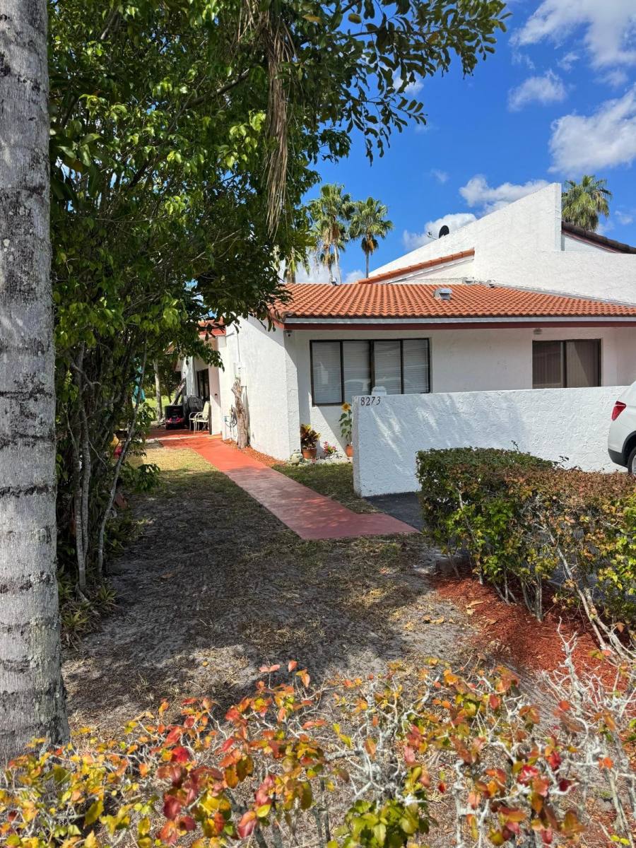 House for rent at 8273 NW 36th St #1, Fort Lauderdale, FL 33351