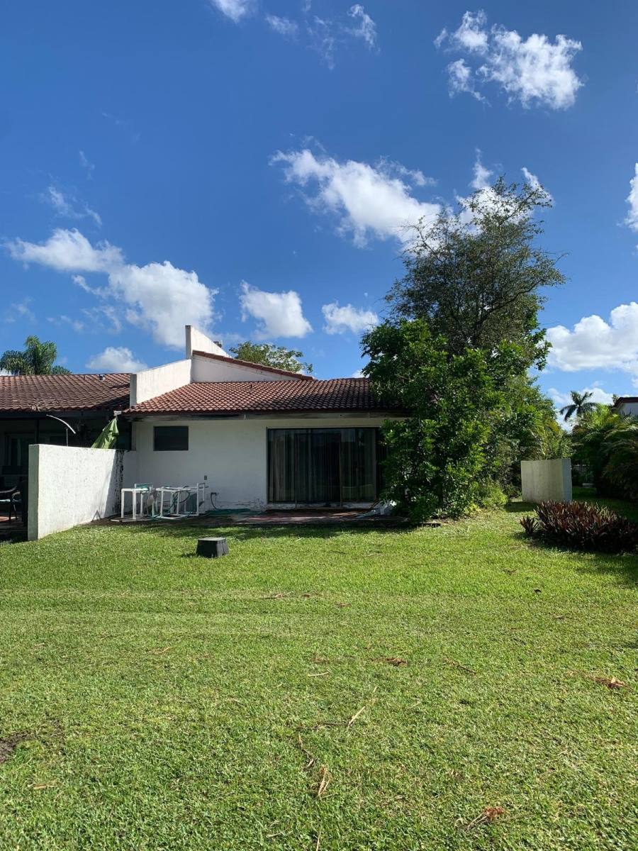 House for rent at 8273 NW 36th St #1, Fort Lauderdale, FL 33351
