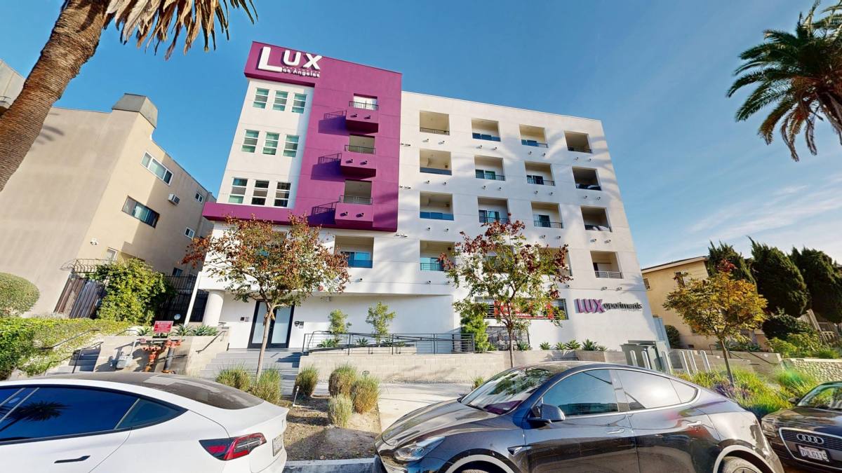 Apartment for rent at 218 S Occidental Blvd, Los Angeles, CA 90057
