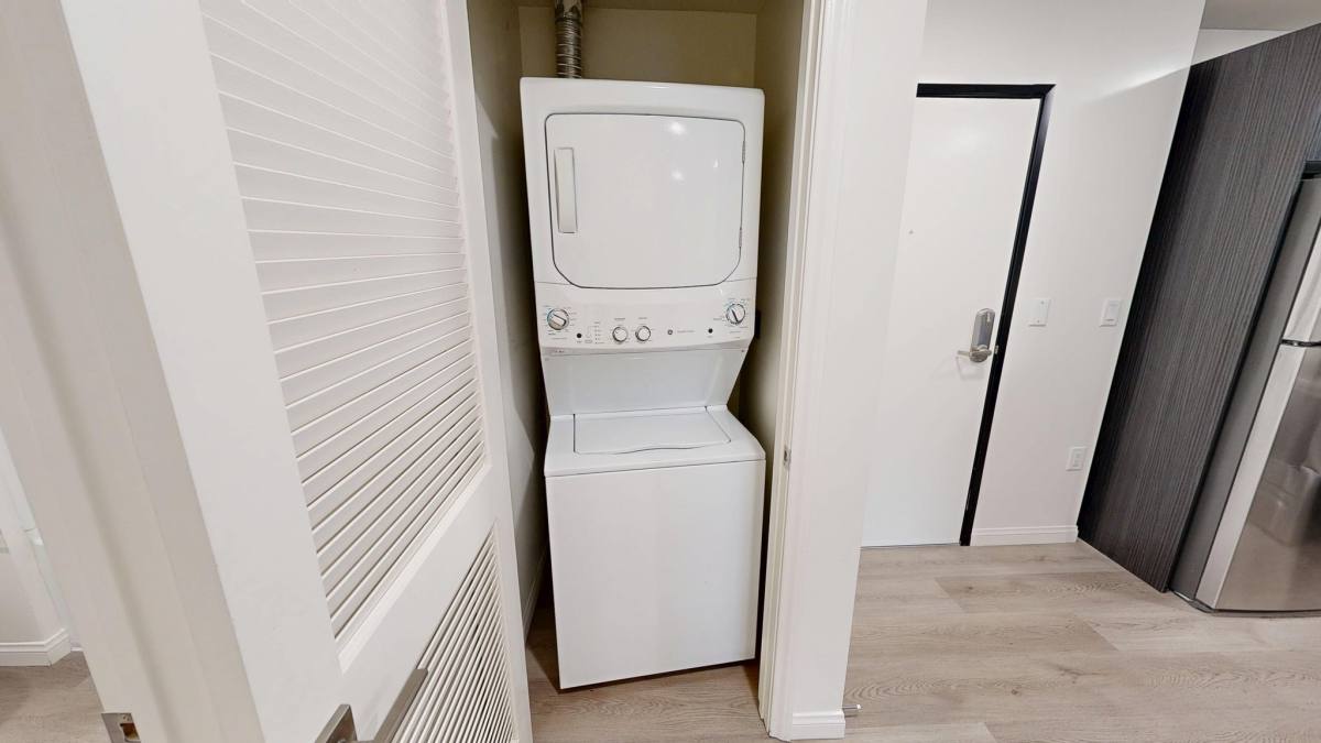 Apartment for rent at 218 S Occidental Blvd, Los Angeles, CA 90057