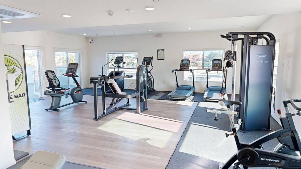 Apartment for rent at 218 S Occidental Blvd, Los Angeles, CA 90057