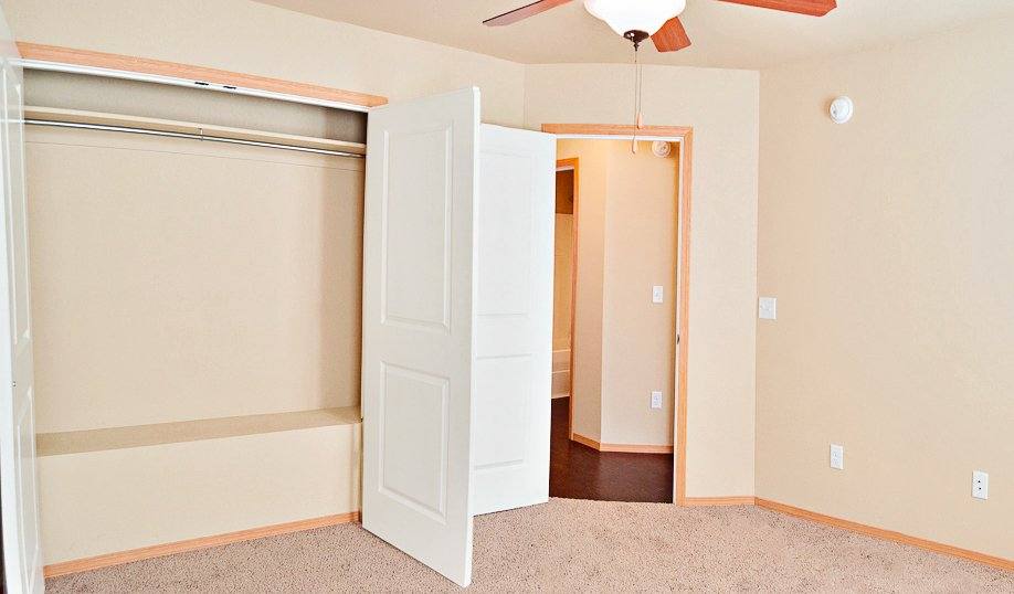Townhouse for rent at 235 S Rolling Woods Way, Fayetteville, AR 72704