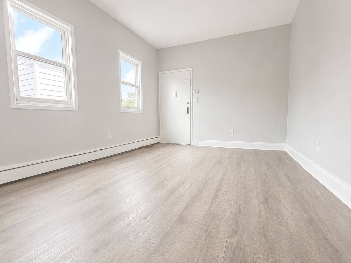 Apartment for rent at 687 Summer Ave #6, Newark, NJ 07104