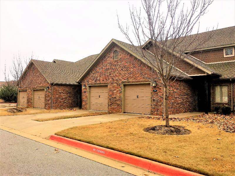 Townhouse for rent at 3231 W Montrail Place, Fayetteville, AR 72704