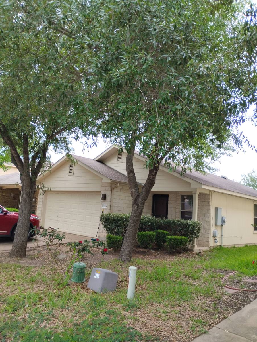 House for rent at 12732 St Mary Dr, Manor, TX 78653