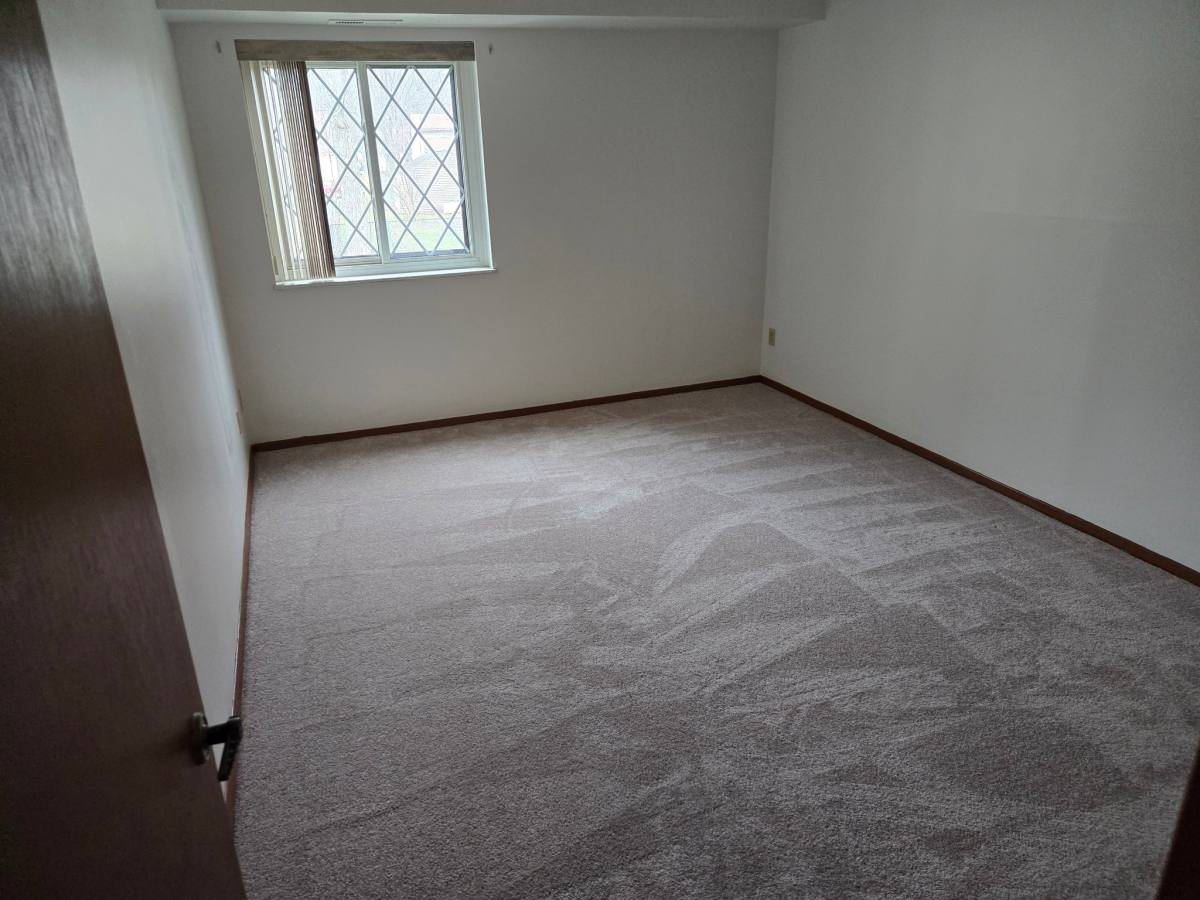 Townhouse for rent at 4849 Grace Rd, North Olmsted, OH 44070