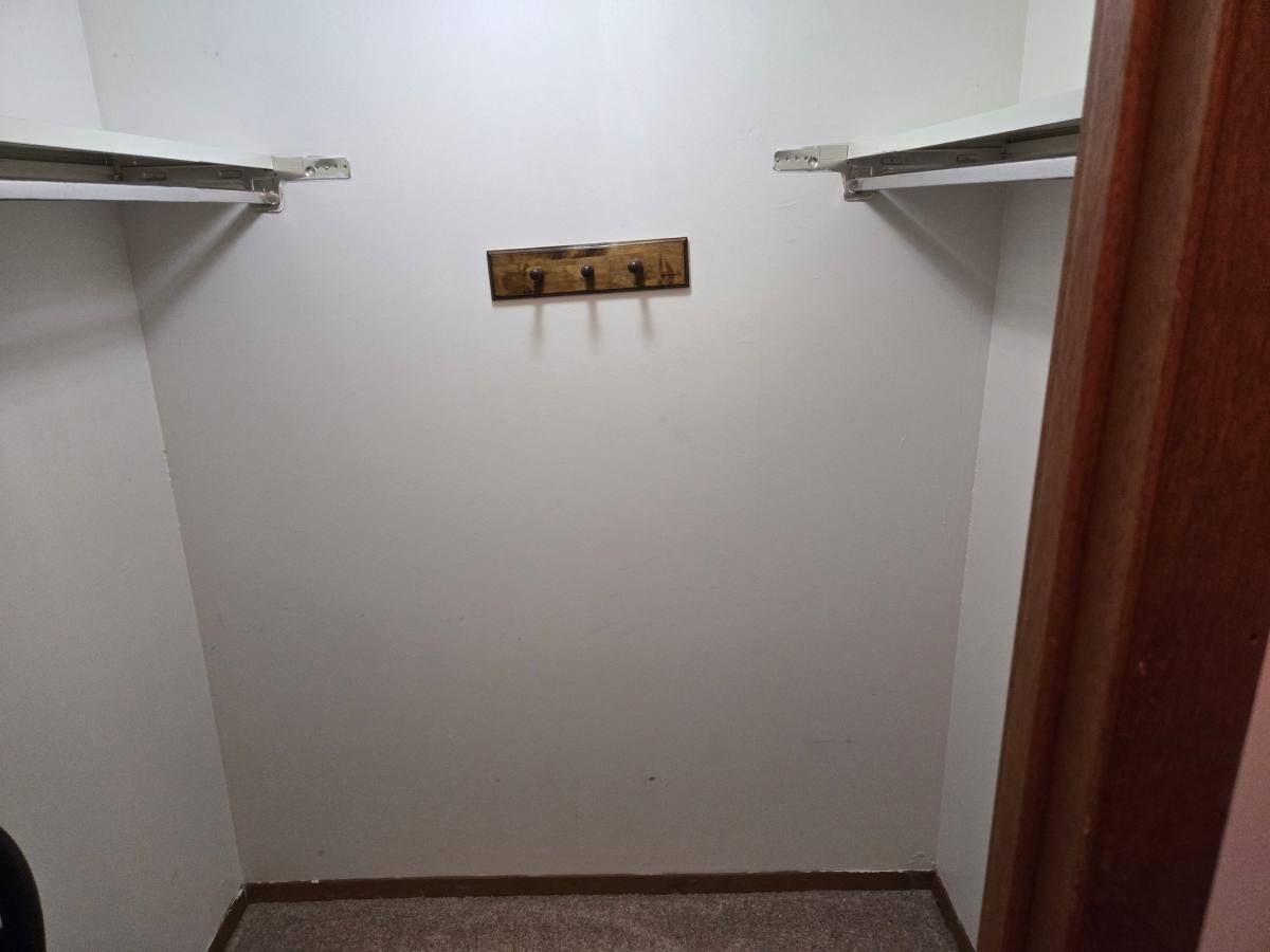 Townhouse for rent at 4849 Grace Rd, North Olmsted, OH 44070