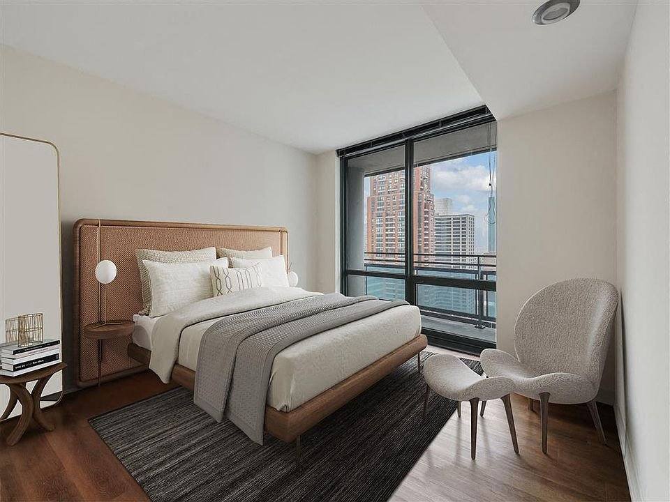 Apartment for rent at 1245 S Michigan Ave, Chicago, IL 60605