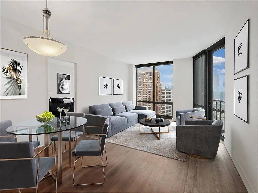 Apartment for rent at 1245 S Michigan Ave, Chicago, IL 60605