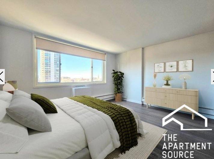 Apartment for rent at 1344 N Dearborn St #11F, Chicago, IL 60610
