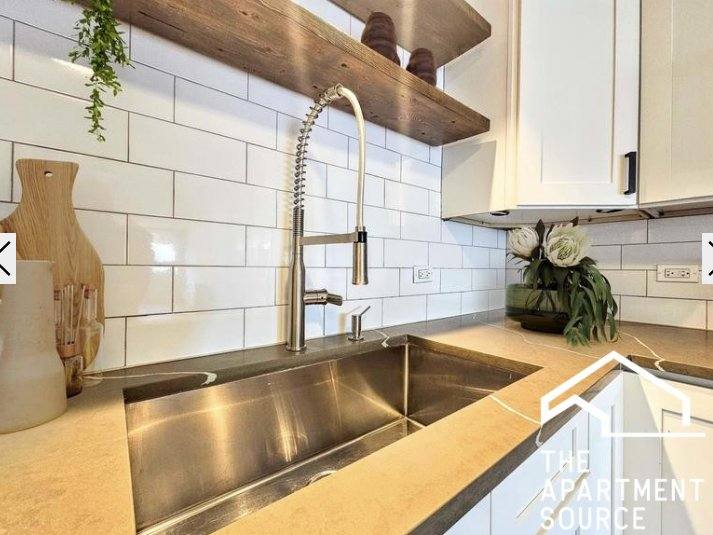 Apartment for rent at 1344 N Dearborn St #11F, Chicago, IL 60610