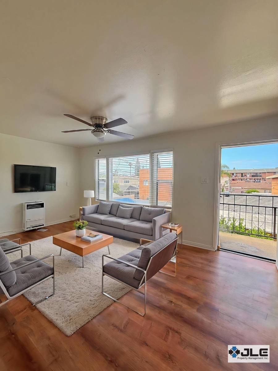 Apartment for rent at 1122 Cherry Ave #D, Long Beach, CA 90813