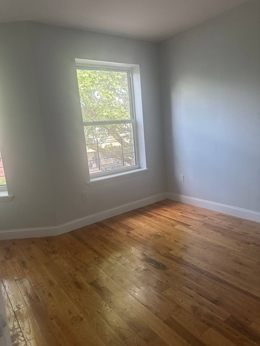 Apartment for rent at 36 Oneida Ave #3, Mount Vernon, NY 10553