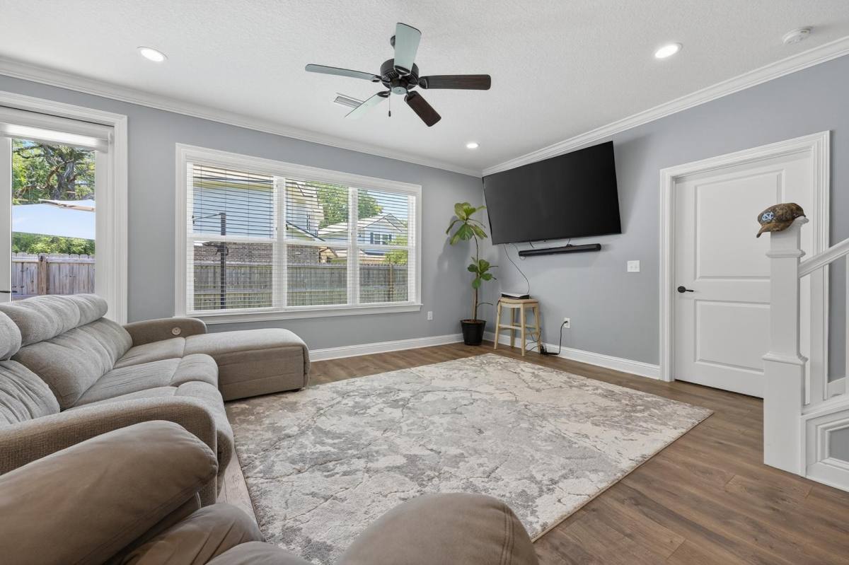 House for rent at 90 Laurel Oaks Dr, Freeport, FL 32439
