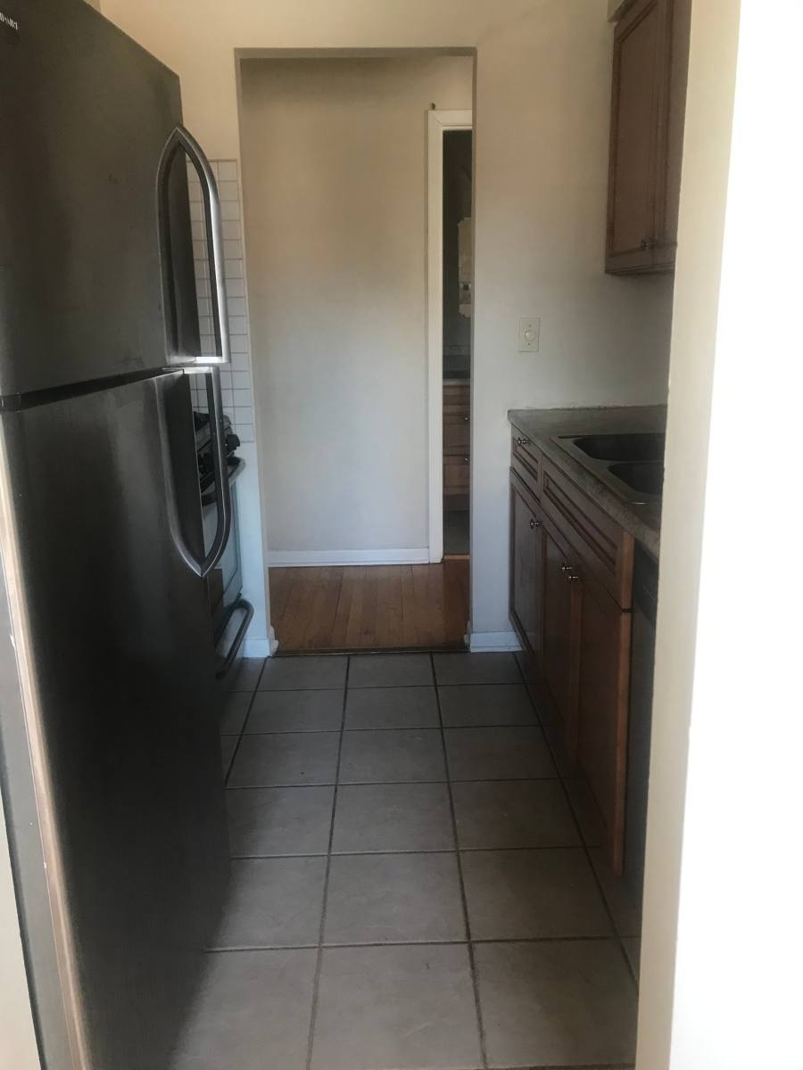 Condo for rent at 156 Asbury Ave #8, Evanston, IL 60202