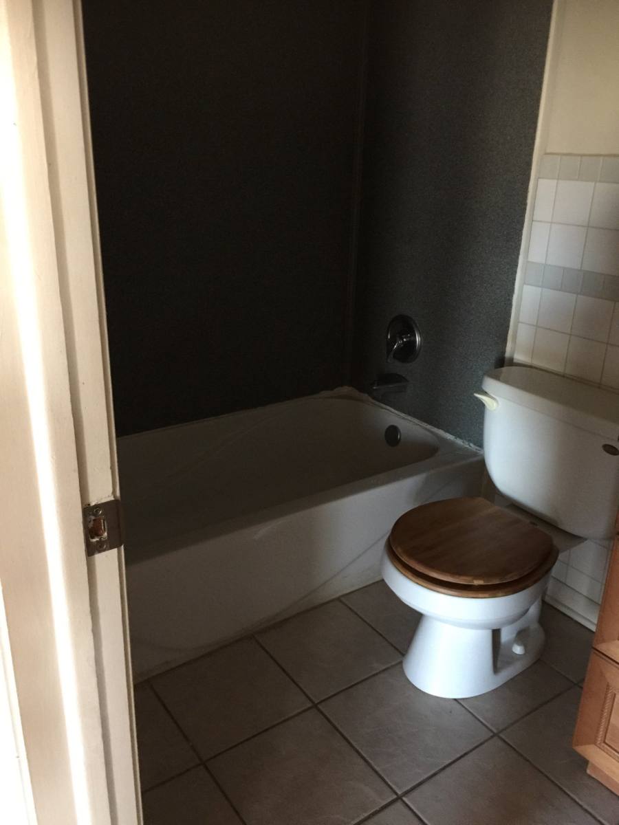 Condo for rent at 156 Asbury Ave #8, Evanston, IL 60202