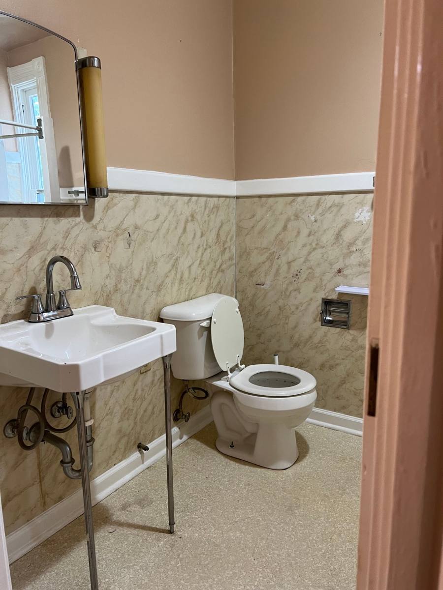 Apartment for rent at 362 S Main St #A, Winchester, KY 40391