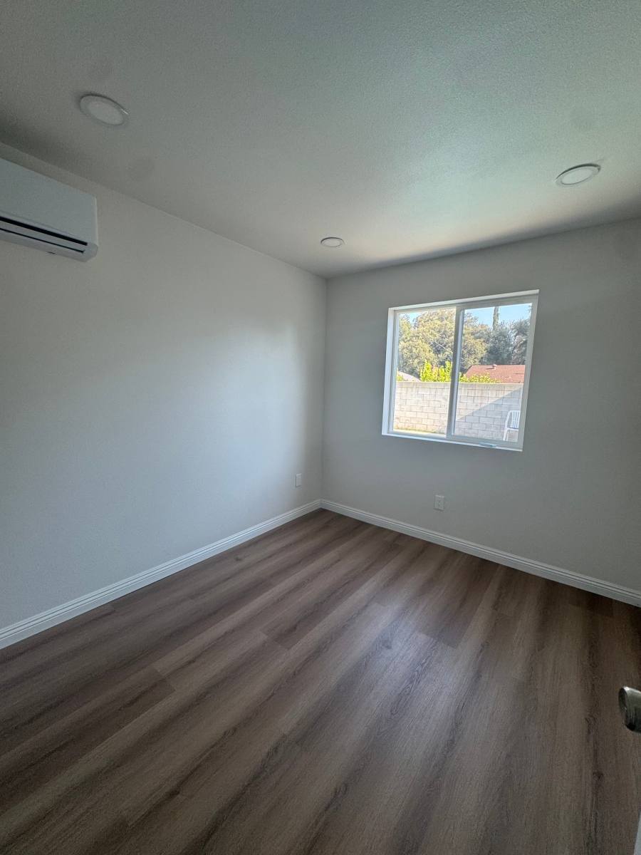 House for rent at 1289 W 27th St #2, San Bernardino, CA 92405