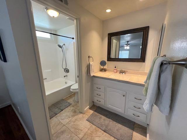 Condo for rent at 850 Cypress Point Way, Oceanside, CA 92058