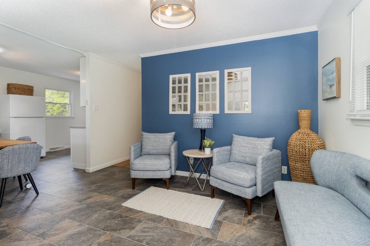 House for rent at 205 Sunset Dr, Chapel Hill, NC 27516