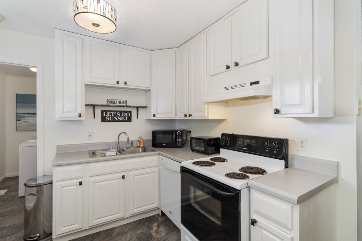 House for rent at 205 Sunset Dr, Chapel Hill, NC 27516