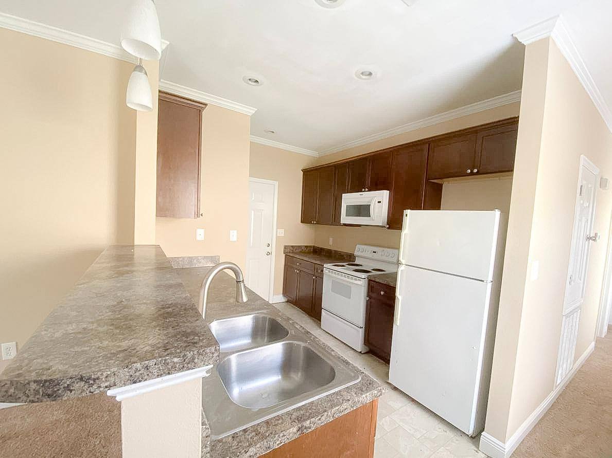 Apartment for rent at 12199 Artes St, Gulfport, MS 39503