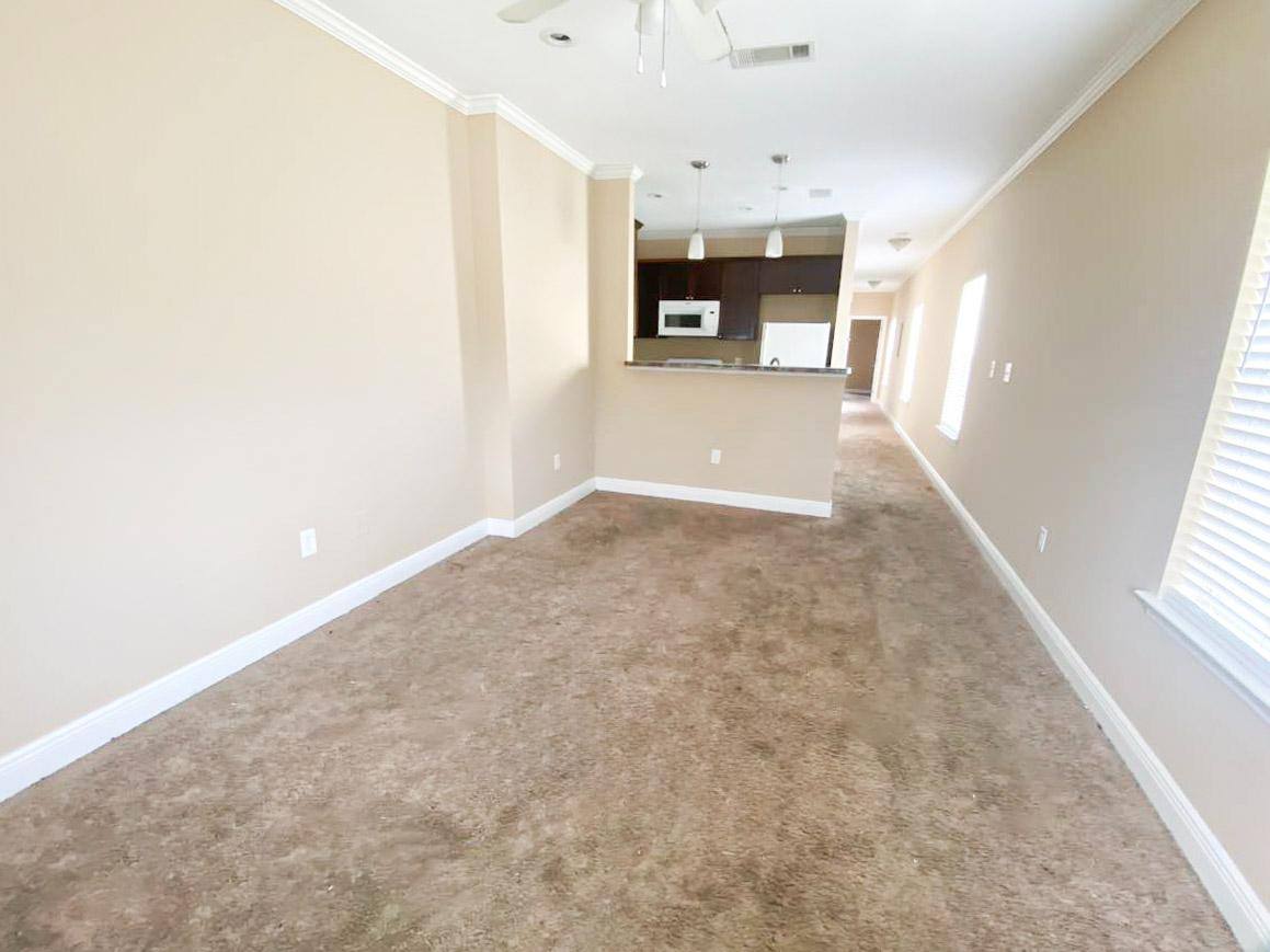 Apartment for rent at 12199 Artes St, Gulfport, MS 39503