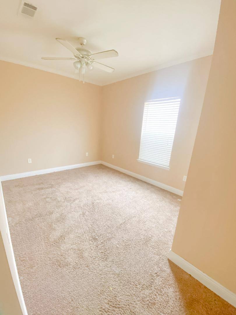 Apartment for rent at 12199 Artes St, Gulfport, MS 39503