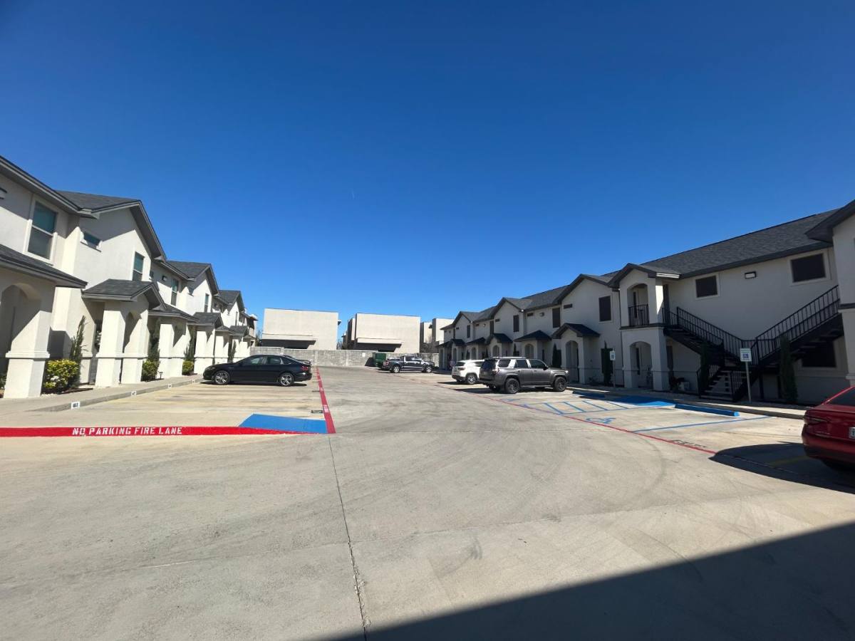 Townhouse for rent at 7209 Rocio Dr #501, Laredo, TX 78041