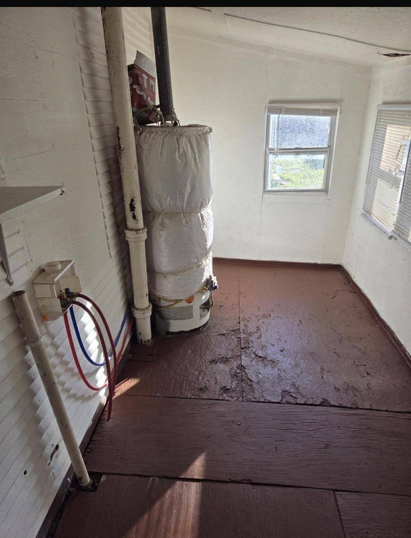 House for rent at 604 Grove St, Perry, OK 73077