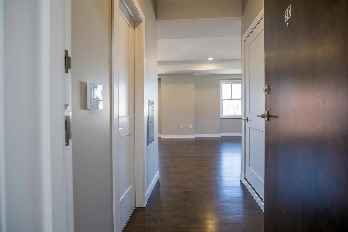Apartment for rent at 78 Main St #1A, Dobbs Ferry, NY 10522