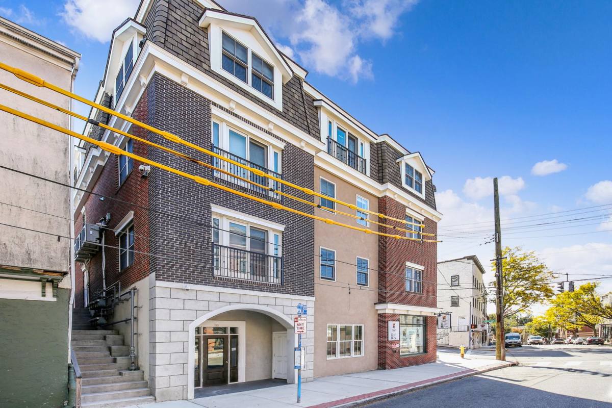 Apartment for rent at 78 Main St #1A, Dobbs Ferry, NY 10522