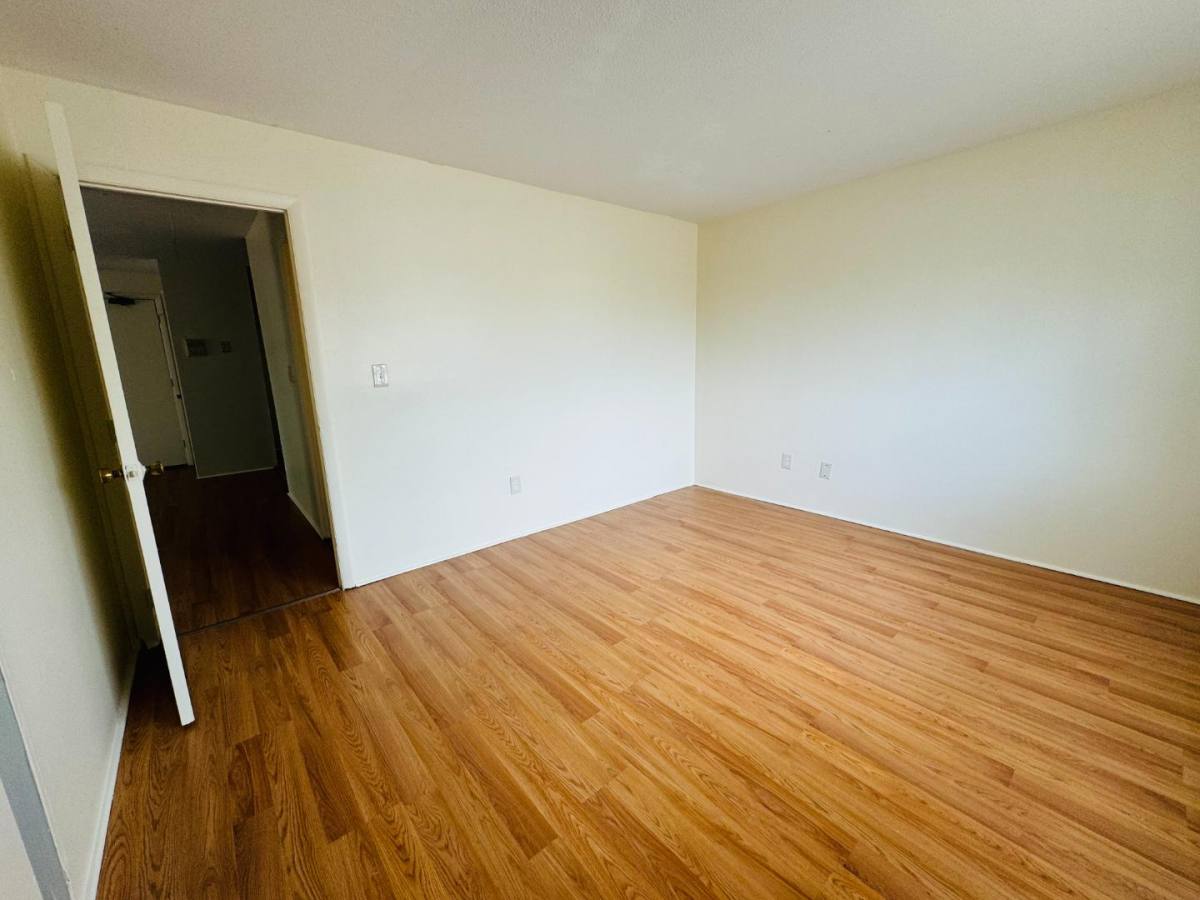 Apartment for rent at 126-136 Mammoth Rd #12, Hooksett, NH 03106