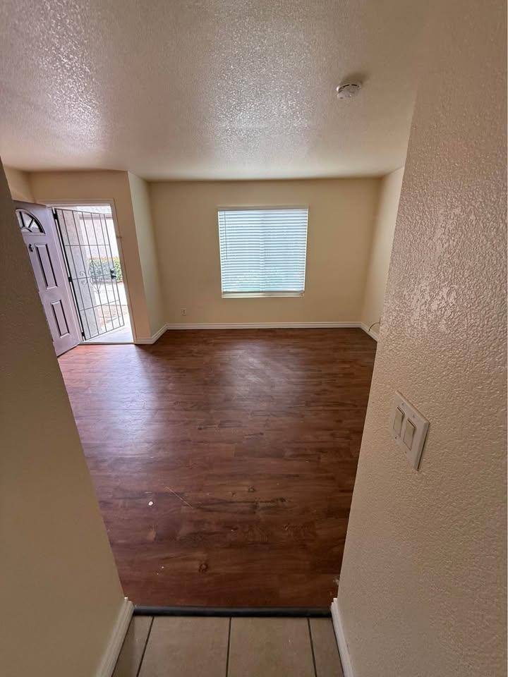 Townhouse for rent at 4875 E McKinley Ave #117, Fresno, CA 93703