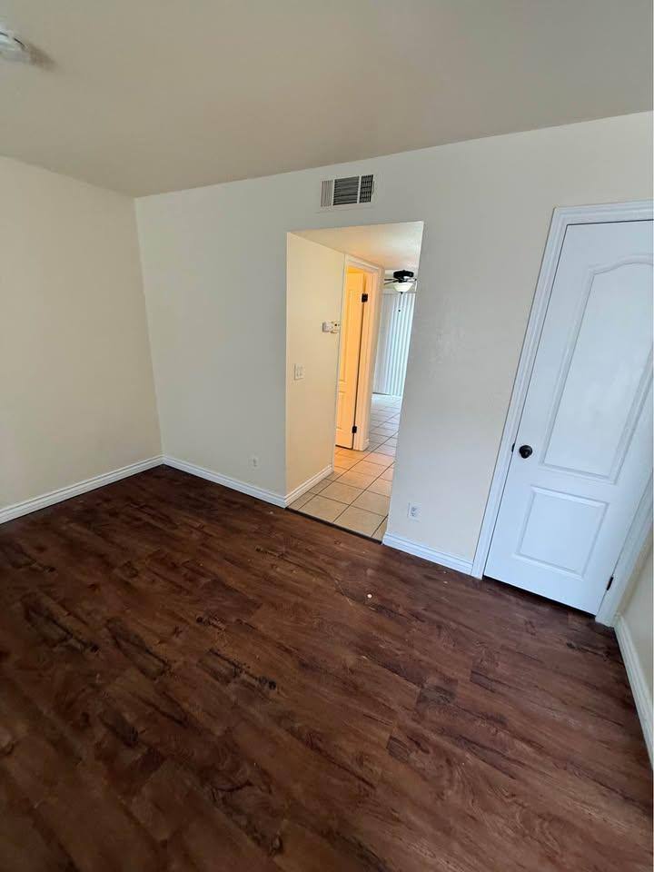 Townhouse for rent at 4875 E McKinley Ave #117, Fresno, CA 93703