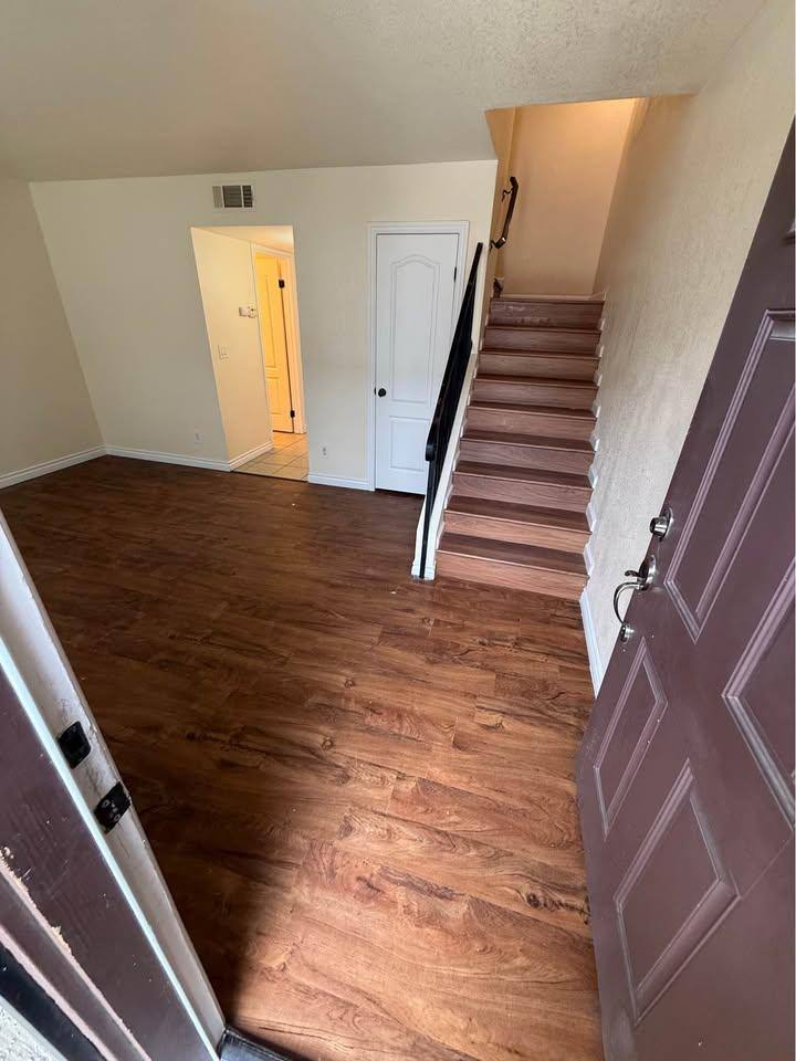 Townhouse for rent at 4875 E McKinley Ave #117, Fresno, CA 93703