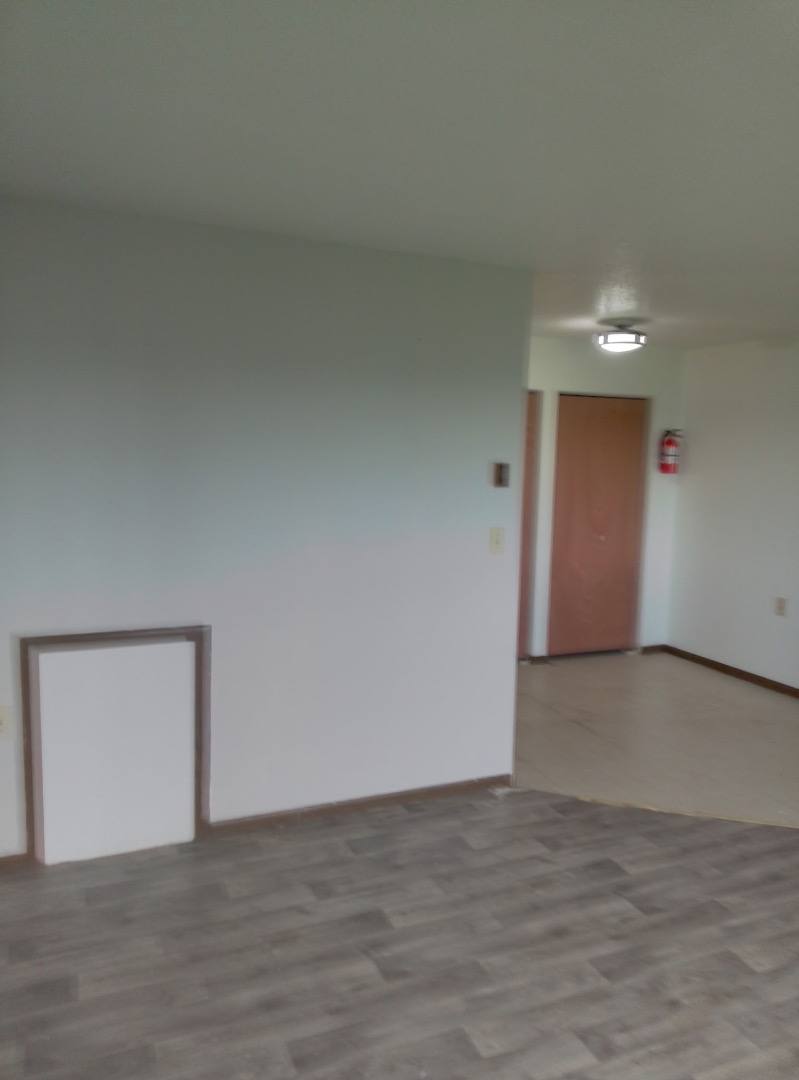 Apartment for rent at 307 Ilion Ave #15, Chariton, IA 50049