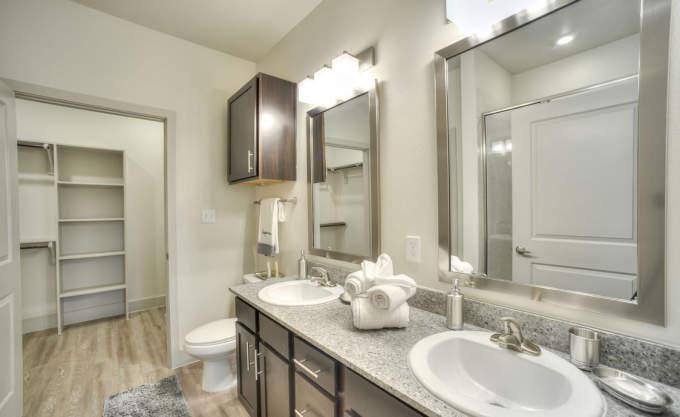 Apartment for rent at 2308 Bingle Rd, Houston, TX 77055