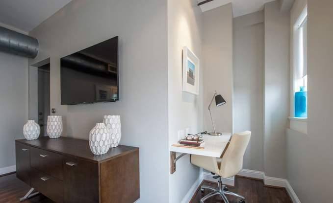 Apartment for rent at 909 Texas Ave, Houston, TX 77002