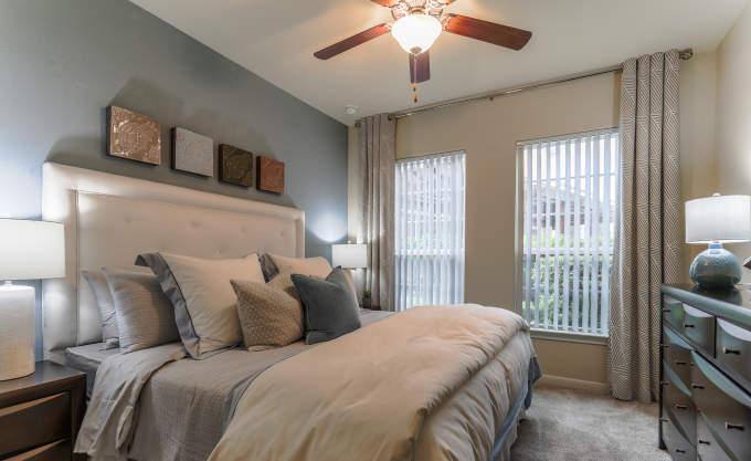 Apartment for rent at 1450 E League City Parkway, League City, TX 77573