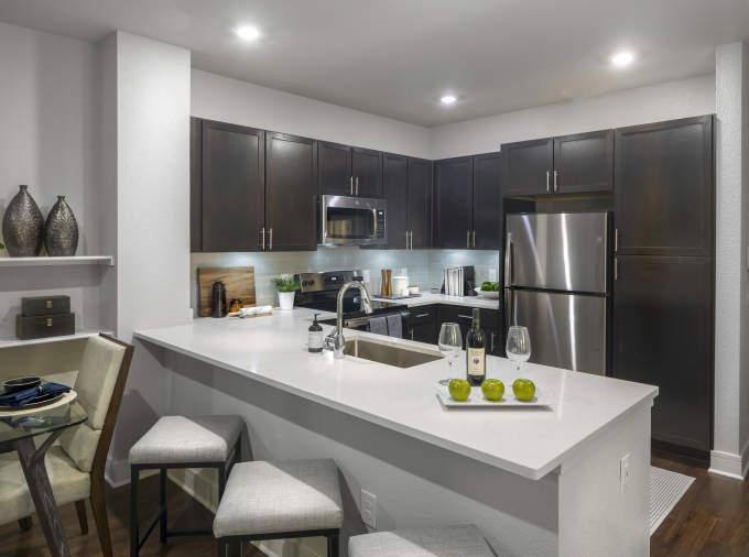 Apartment for rent at 700 W Cavalcade St, Houston, TX 77009