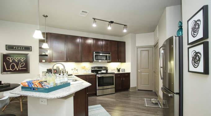 Apartment for rent at 155 Birdsall St, Houston, TX 77007