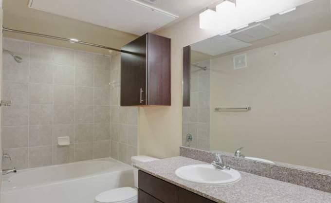 Apartment for rent at 2121 Ella Blvd, Houston, TX 77008